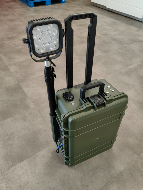 Factory 3000W 5500W 7000W Portable Power Station Solar Power Generator Pull Rod Energy Storage LiFePO4 Outdoor Power Supply