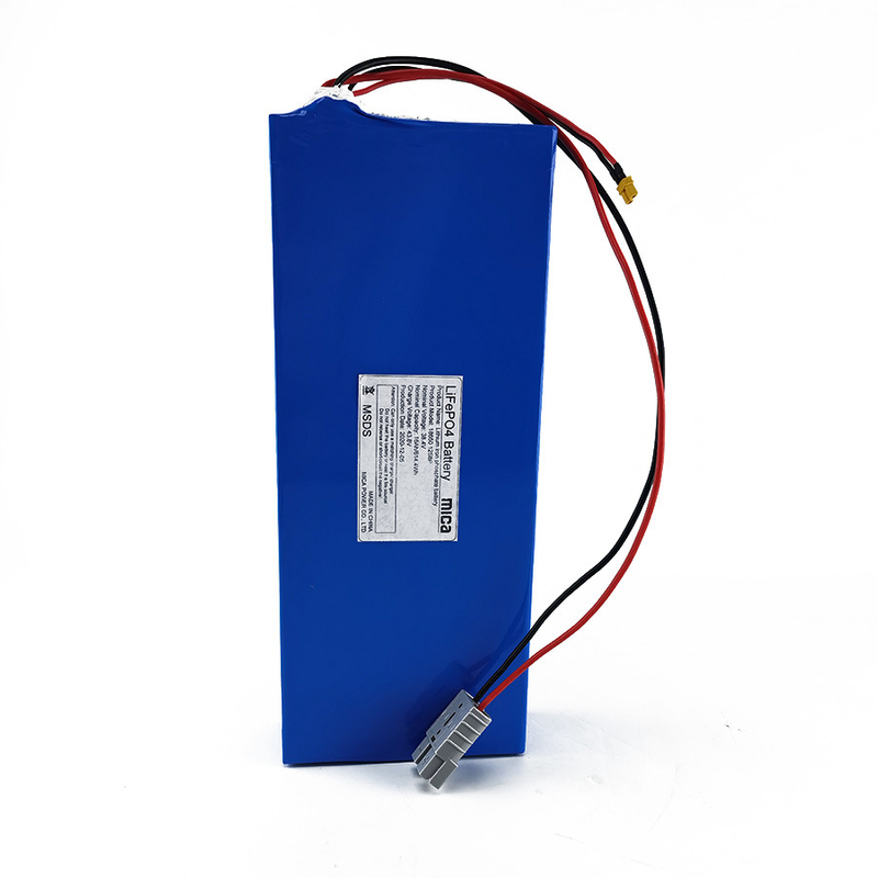 Factory/Manufacturer Lithium Battery Pack 18650 4s2p 14.8V 4400mAh with BMS for LED Light