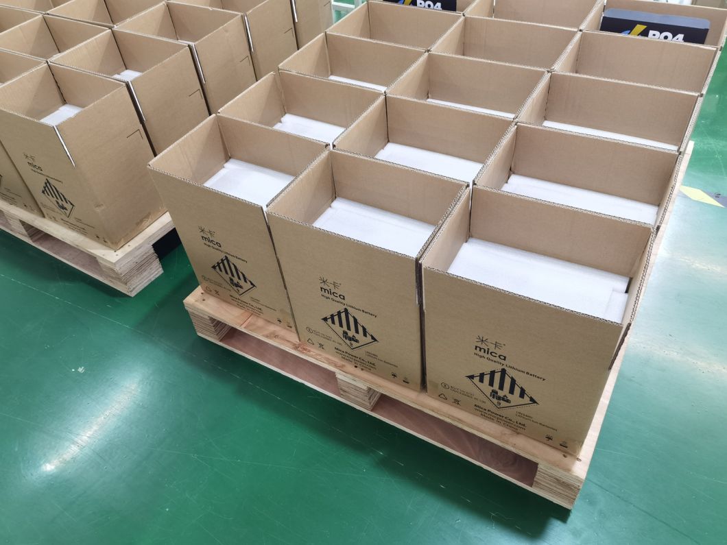 Factory Price Customized 12.8V 24V 25.6V 70ah 100ah 200ah 300ah Electric Scooter Golf Solar Storage Battery Pack LiFePO4 Battery 12V