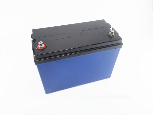 Green Rechargeable 24V 80ah 2kwh Lithium Iron Phosphate Battery Pack LiFePO4 Battery ABS Case