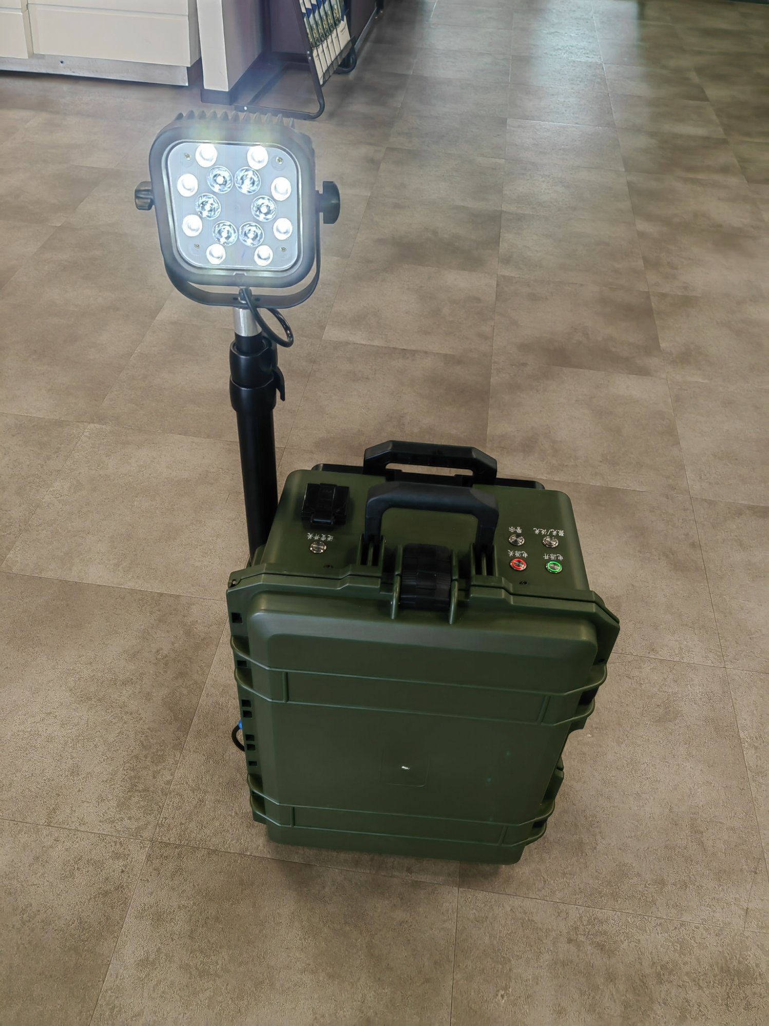 Factory 3000W 5500W 7000W Portable Power Station Solar Power Generator Pull Rod Energy Storage LiFePO4 Outdoor Power Supply