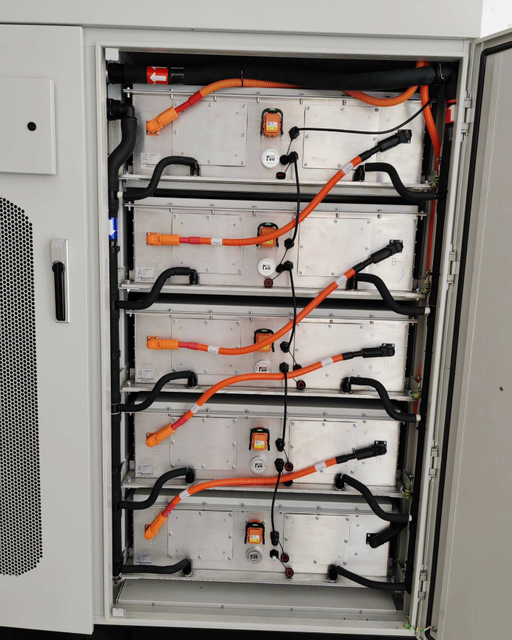 Mica Factory All-in-One High Voltage Industrial Commercial Solution 100kw LiFePO4 Battery 215kwh Lithium Solar Batteries Cabinet Battery with PCS