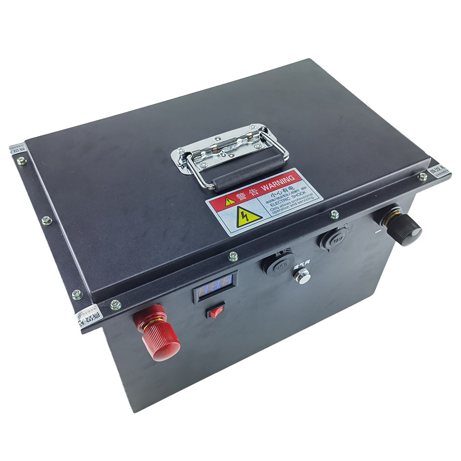 High Quality 12V 200ah Solar Battery Lithium Ion LiFePO4 Battery Dual USB LCD Display for Solar Energy System Golf Cart